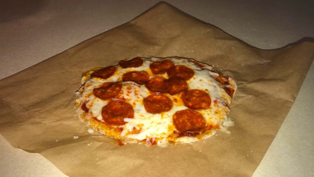 Így süss pizzát mikróban 5 perc alatt - Bögrés mikrós pizza recept